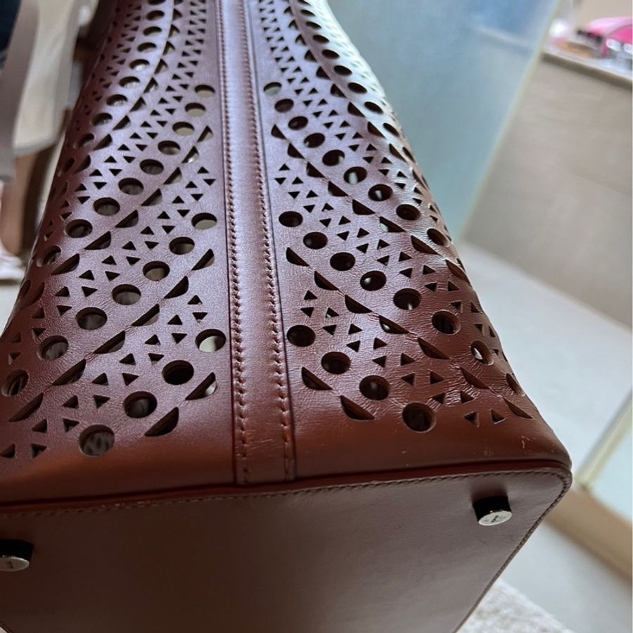 Alaia 咖啡色牛皮鏤空shopping tote-4