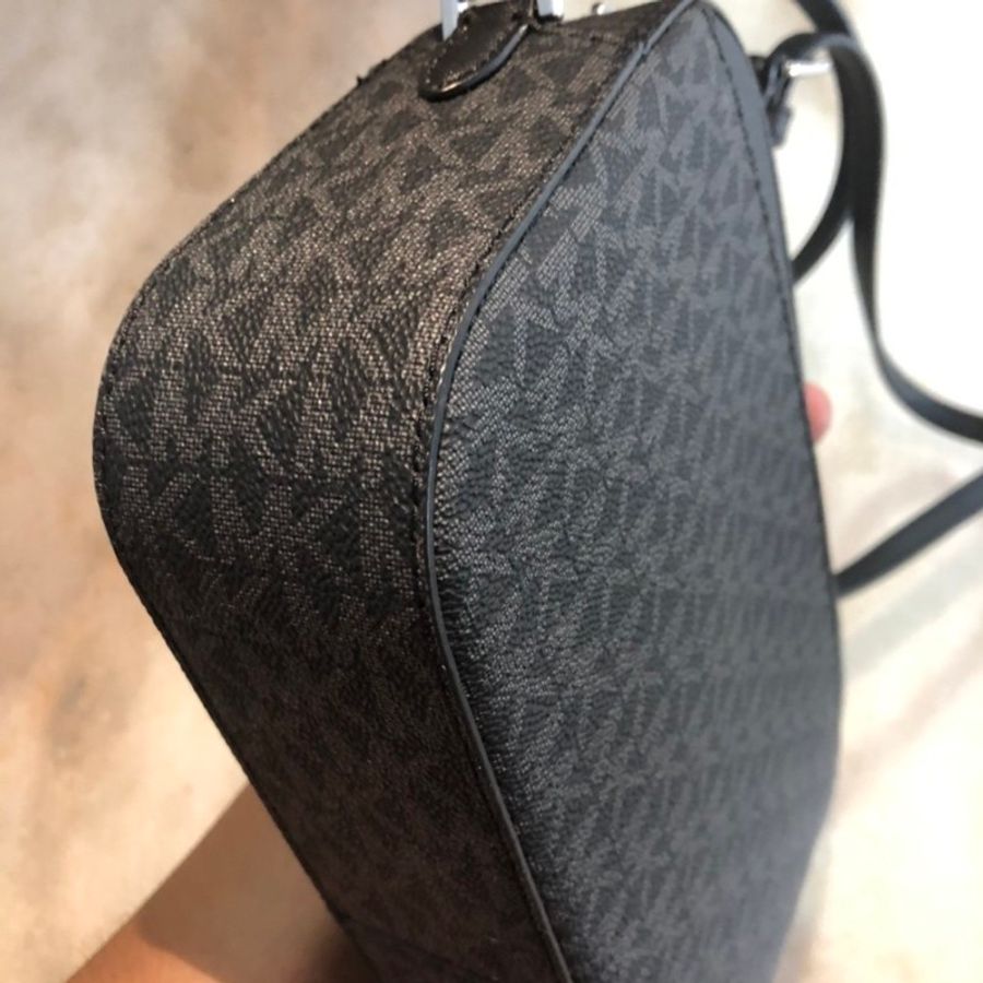 MICHAEL KORS MK掛鍊滿版斜背相機包-6