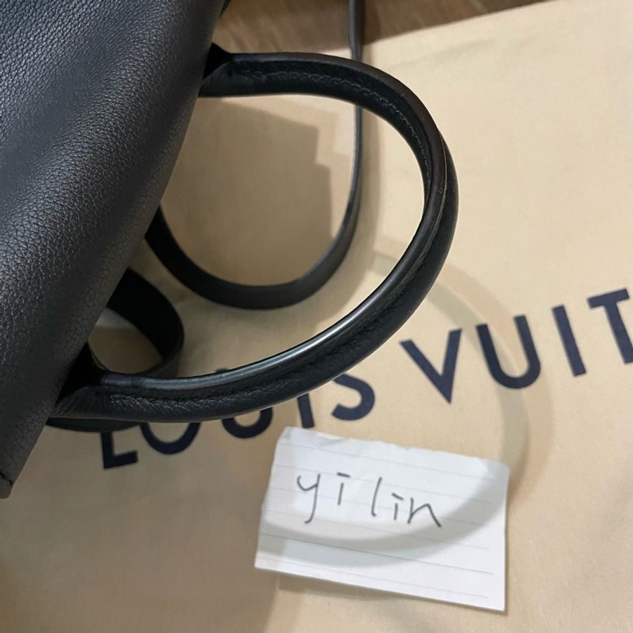 LV lockme backpack 後背包黑色銀扣 正常版-21