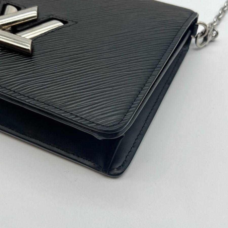 Louis Vuitton LV 晶片款 黑色EPI皮TWIST鍊包/肩背包/斜背包/腰包/手拿包-5