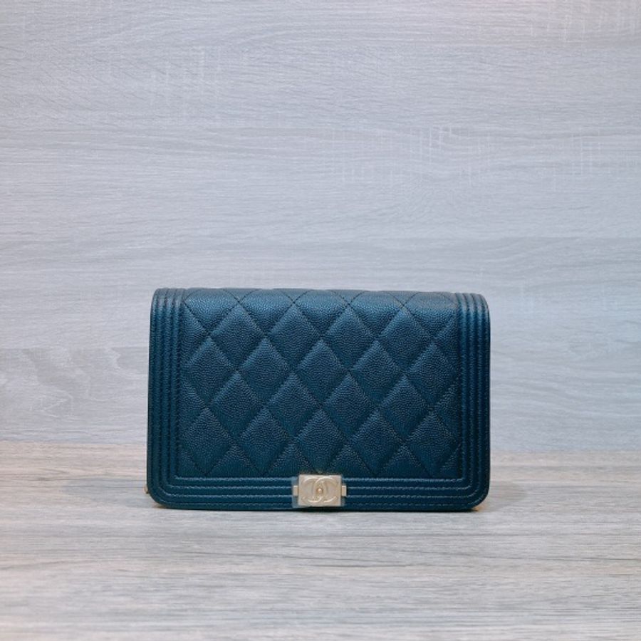 CHANEL 荔枝牛皮 鏈條包BOY WALLET ON CHAIN-0
