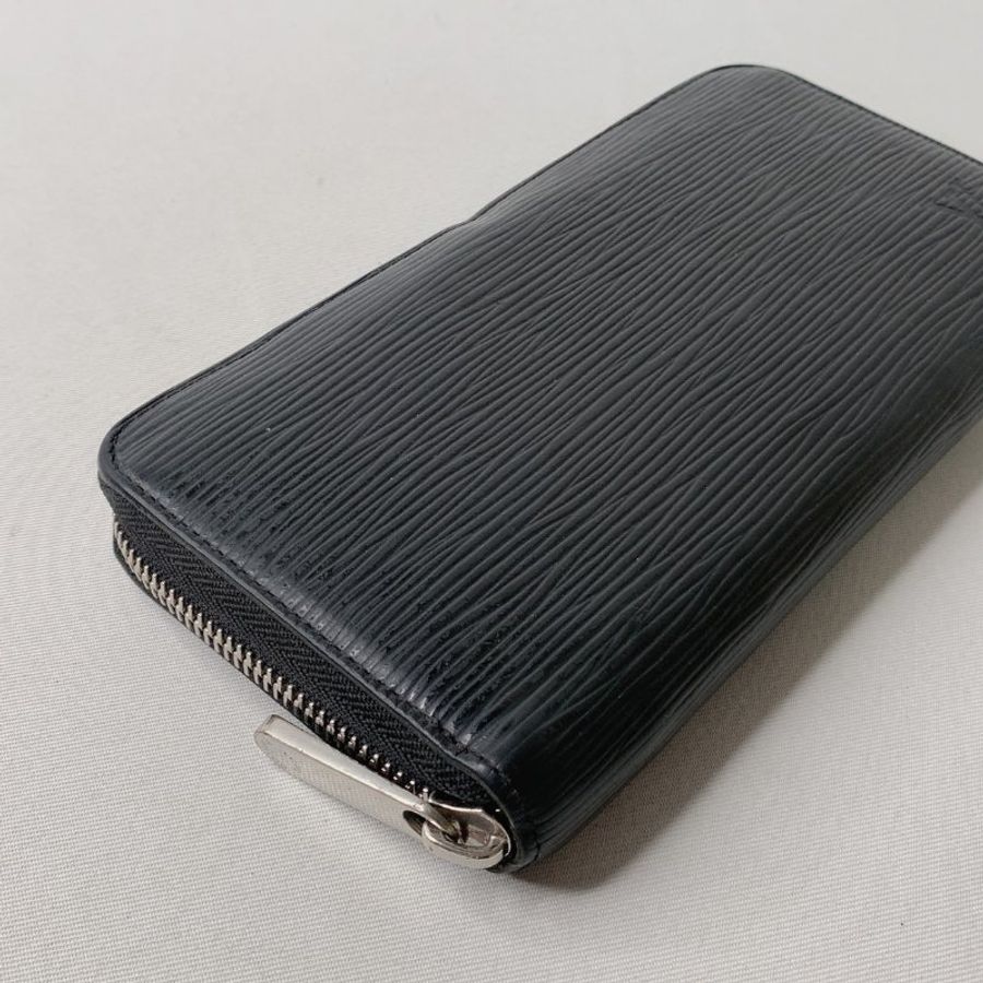 LV 經典EPI水波紋拉鍊長夾-11