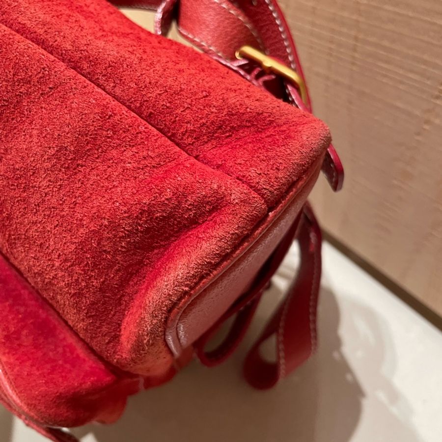 《初》Gucci 竹節聖誕小紅後背包-4