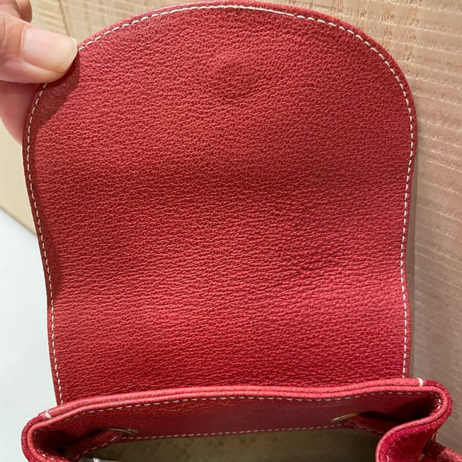 《初》Gucci 竹節聖誕小紅後背包-5