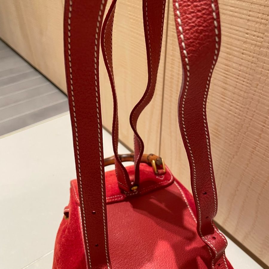 《初》Gucci 竹節聖誕小紅後背包-6