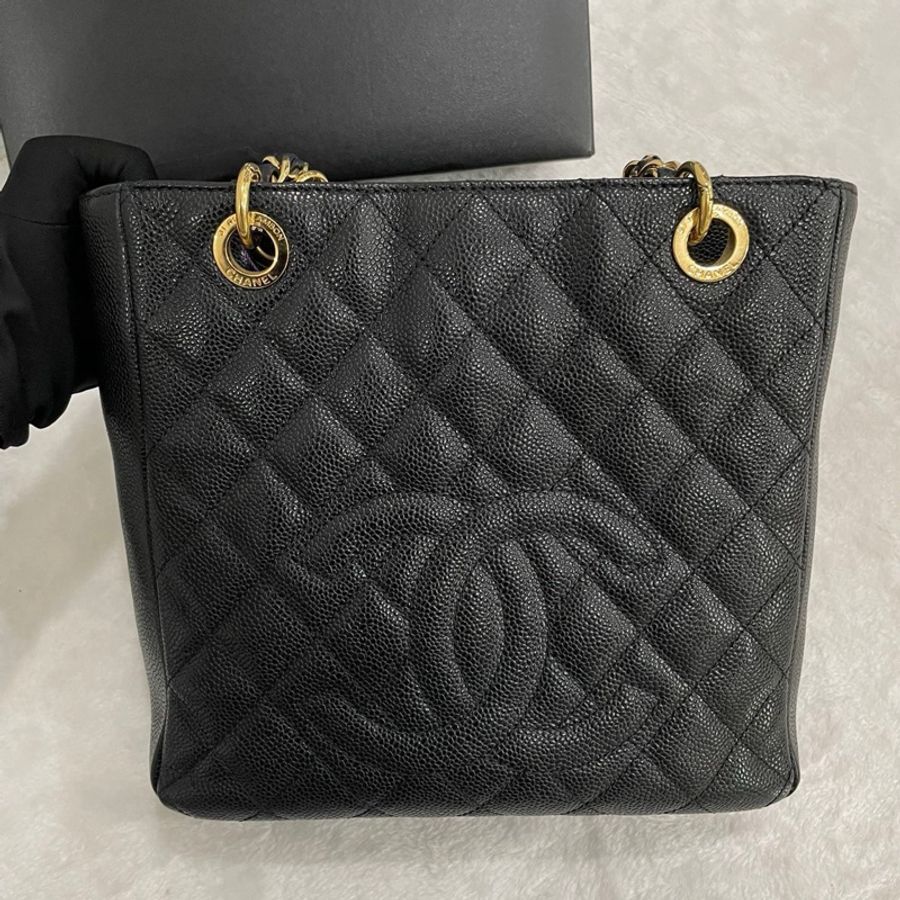 Chanel Caviar PST-2