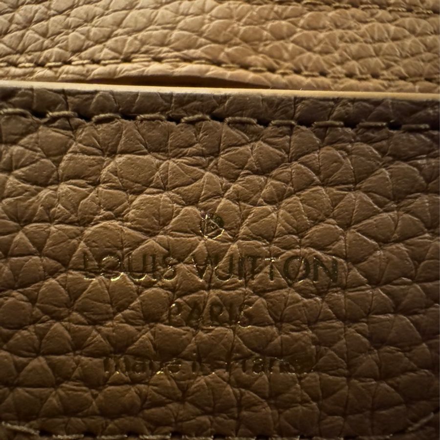 LV Capucines MM 手提肩背兩用包-15