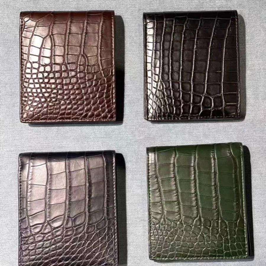 Bottega Veneta 尼羅河鱷魚皮雙褶皮夾錢包 黑色/棕色可選-2