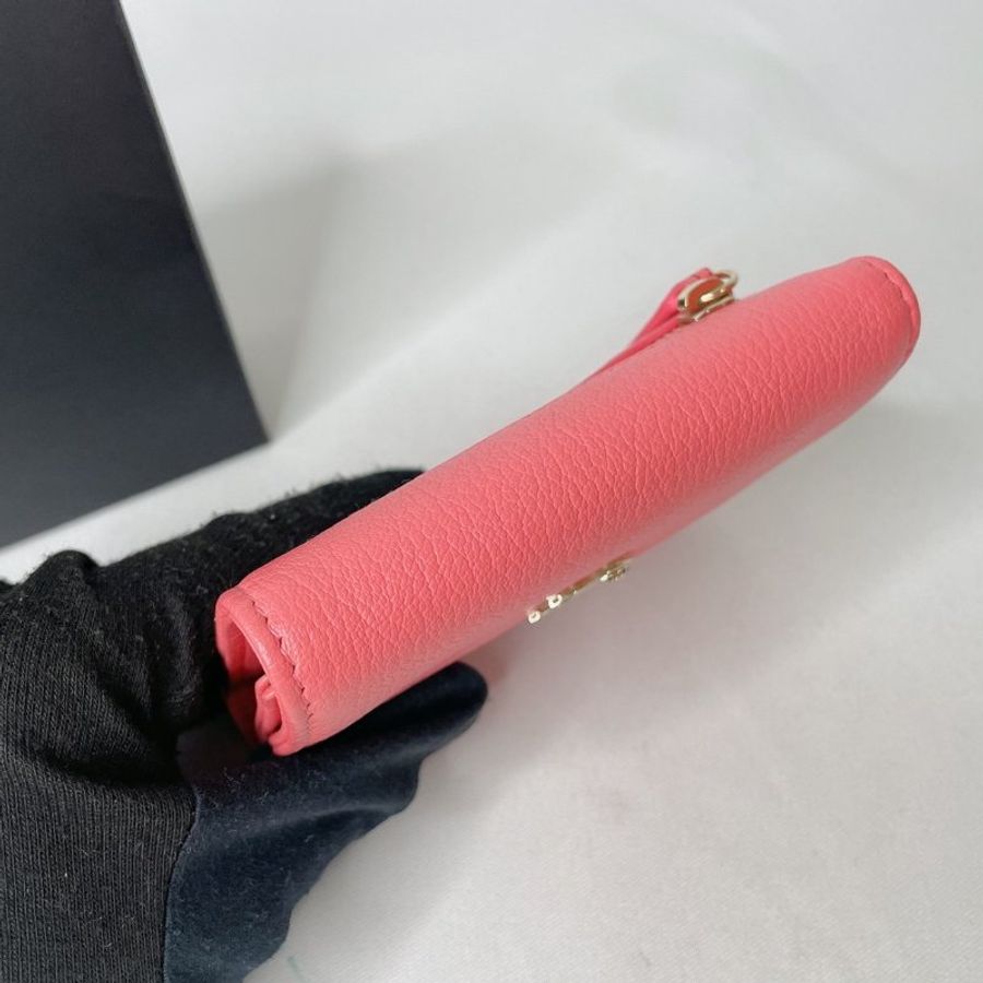 CHANEL 全新珊瑚粉翻蓋三折短夾-10