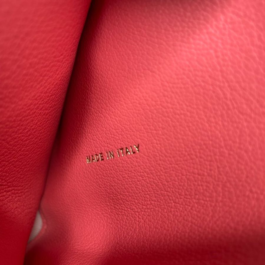 CHANEL 全新珊瑚粉翻蓋三折短夾-12