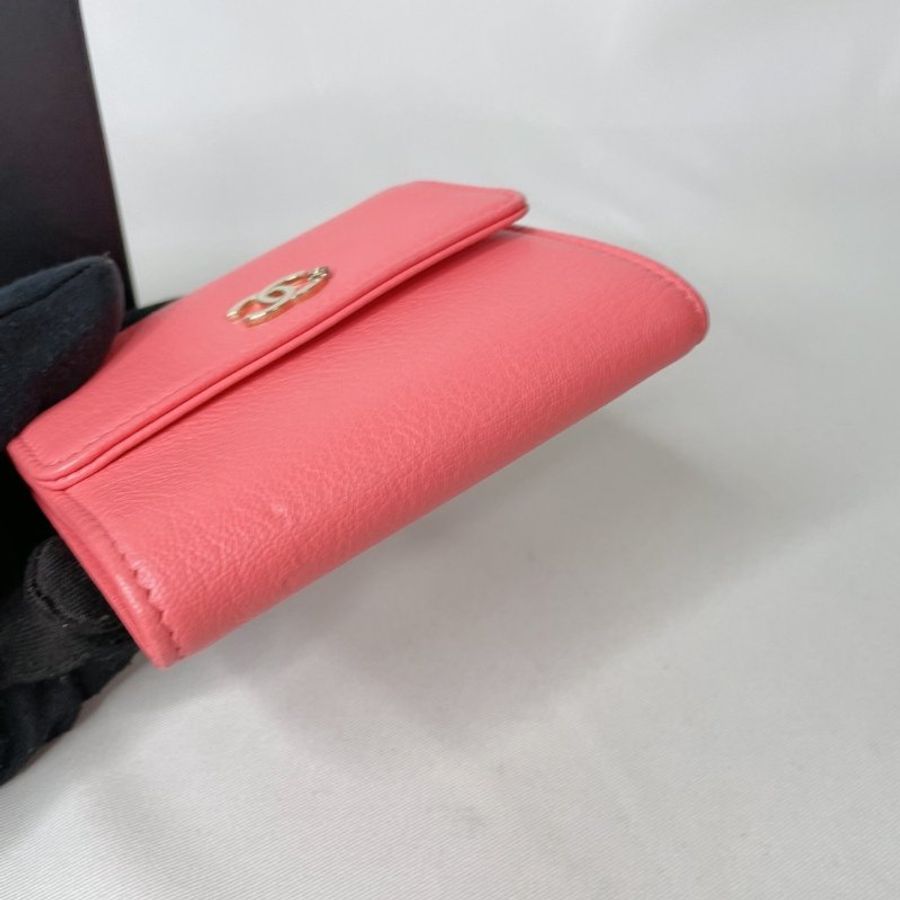 CHANEL 全新珊瑚粉翻蓋三折短夾-13