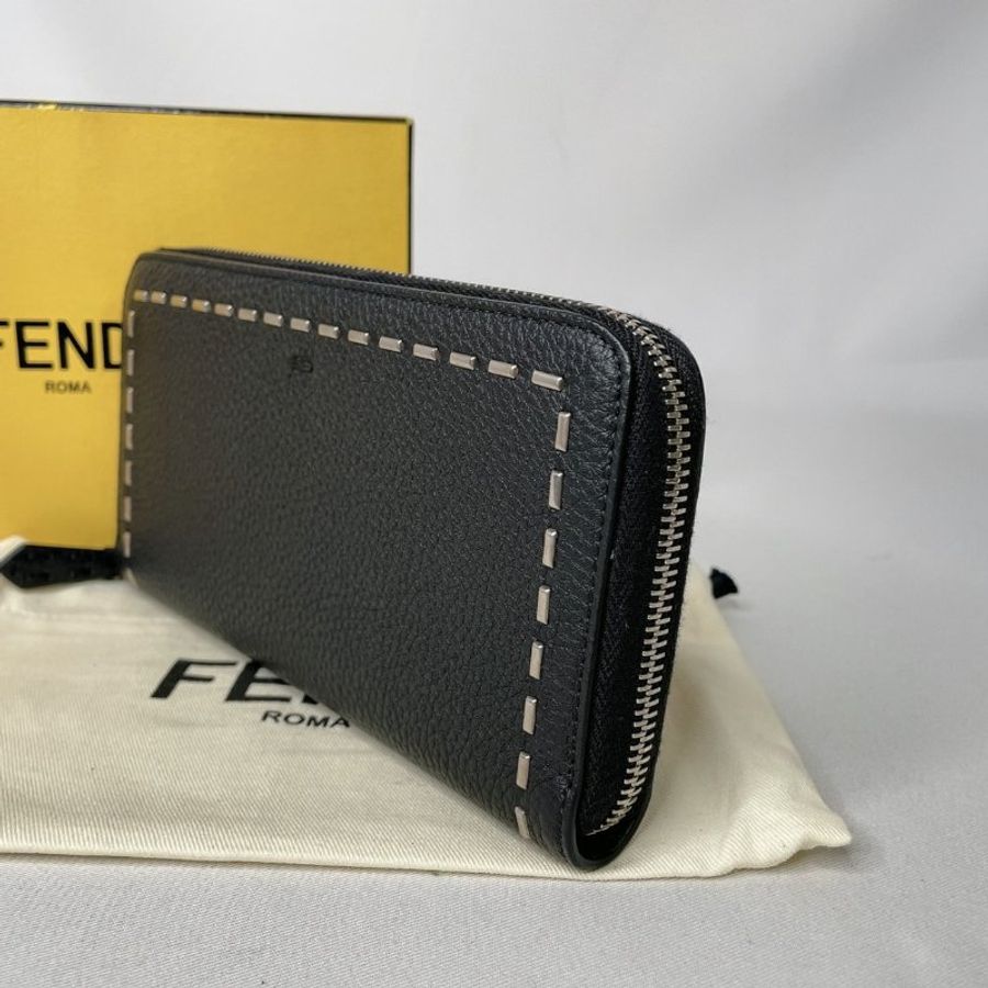 FENDI 碼釘式ㄇ字拉鍊長夾-4