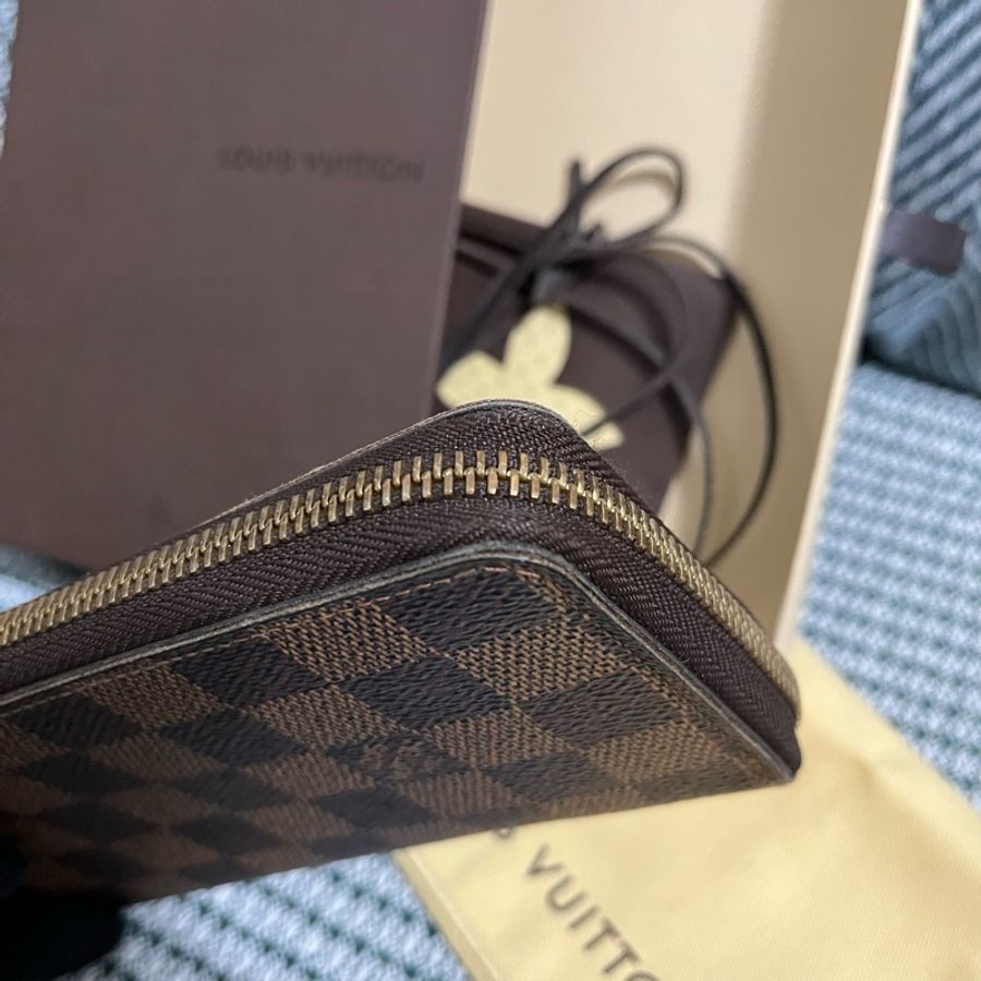 Louis Vuitton 咖啡棋盤格紅內裡拉鍊長夾-19