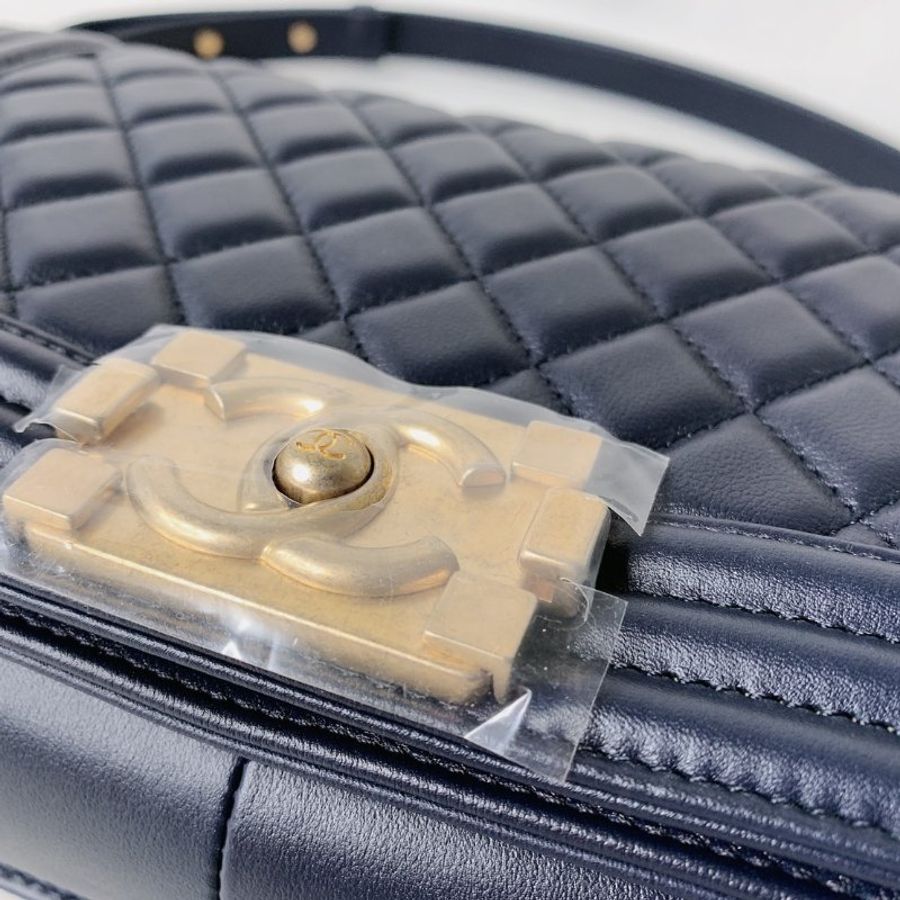 CHANEL 全新羊皮藍金BOY 25-8