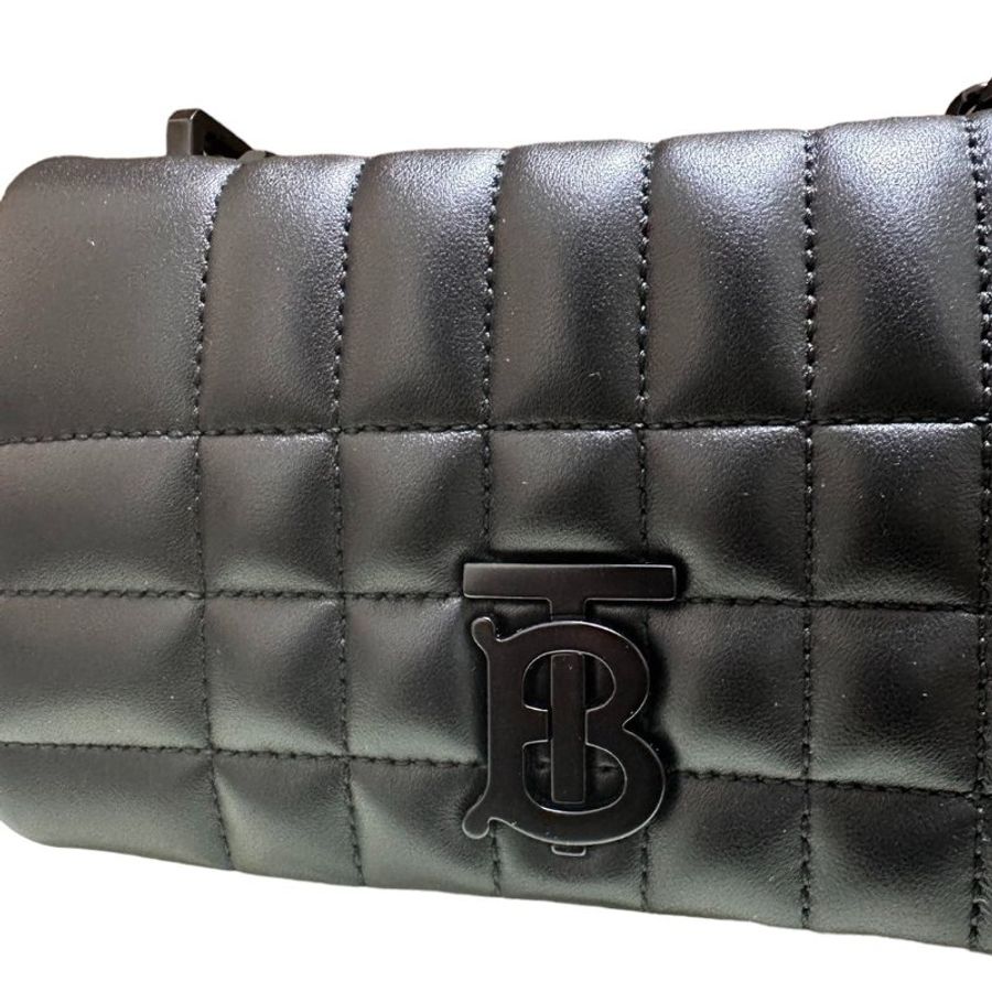 【BURBERRY】9成新!現貨 TB 黑釦 Lola 磁吸翻蓋斜鏈包-8