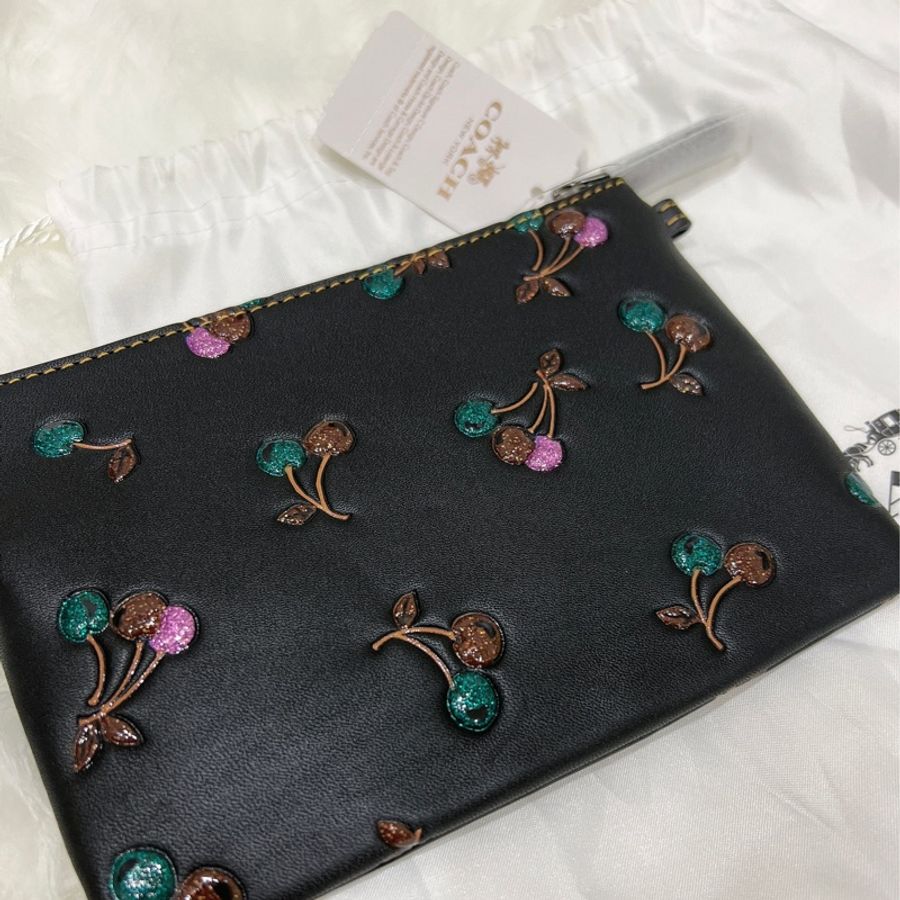 coach黑底繽紛櫻桃🍒手拿包-6
