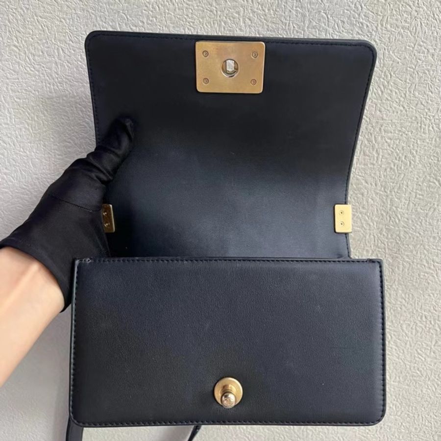 Chanel Leboy 20cm 小牛皮-3