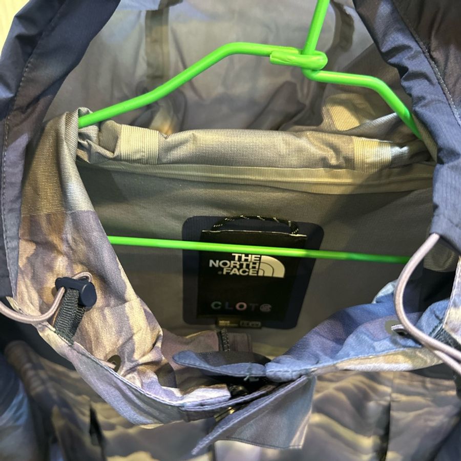 Clot x the north face 衝鋒外套-7
