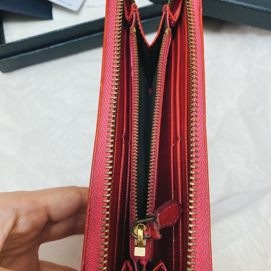 PRADA Saffiano Floral 防刮牛皮拉鍊長夾-7