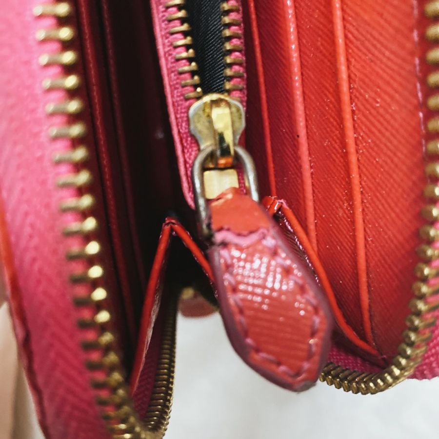 PRADA Saffiano Floral 防刮牛皮拉鍊長夾-9