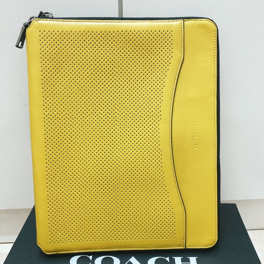 coach 手拿包 平板包 芥末黃綠 筆電包-0