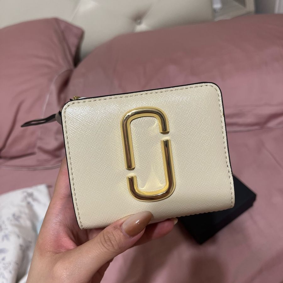 MARC JACOBS-0