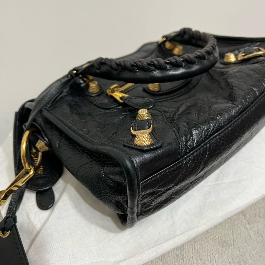 BALENCIAGA 巴黎世家 mini city黑金機車包-15