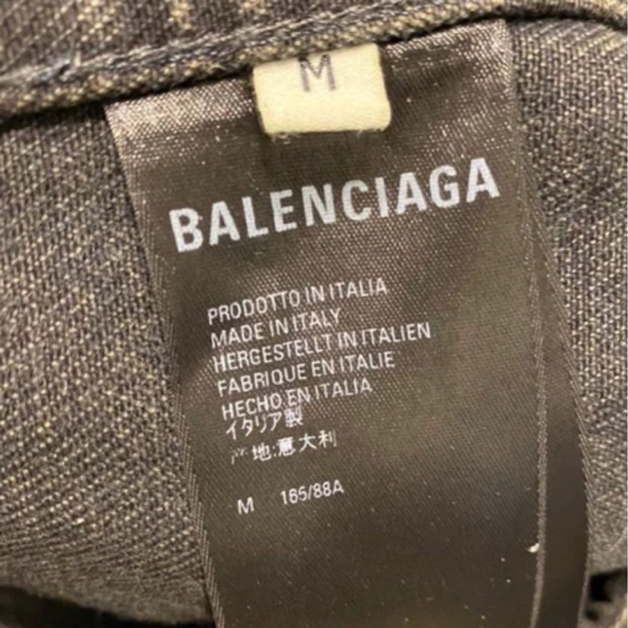 (已售出)巴黎世家 外套 牛仔外套 當季夯品 非常好看👍-4