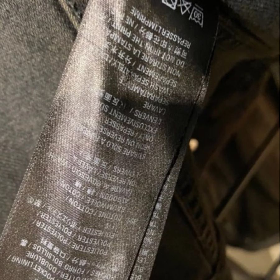 (已售出)巴黎世家 外套 牛仔外套 當季夯品 非常好看👍-6