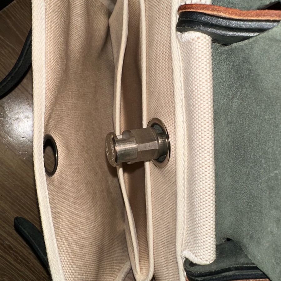#Hermes #Herbag 31 ·#經典黑 x #熊貓配色‼️ 絕版中古款 多種背法一次滿足😍-11