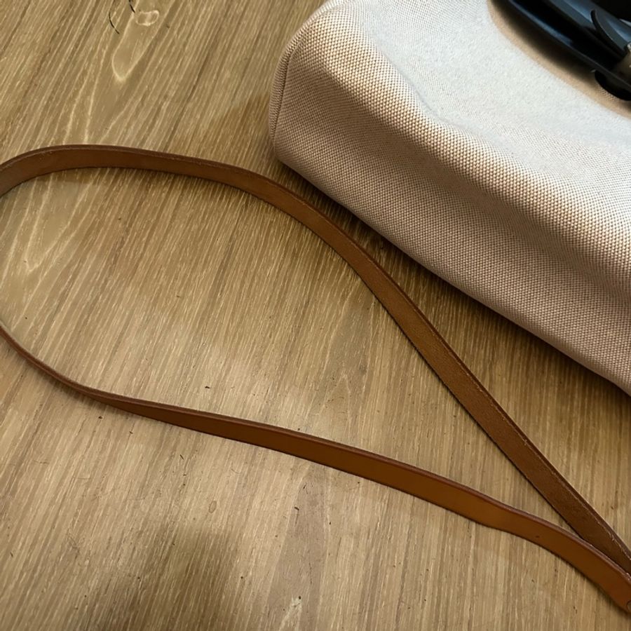 #Hermes #Herbag 31 ·#經典黑 x #熊貓配色‼️ 絕版中古款 多種背法一次滿足😍-62