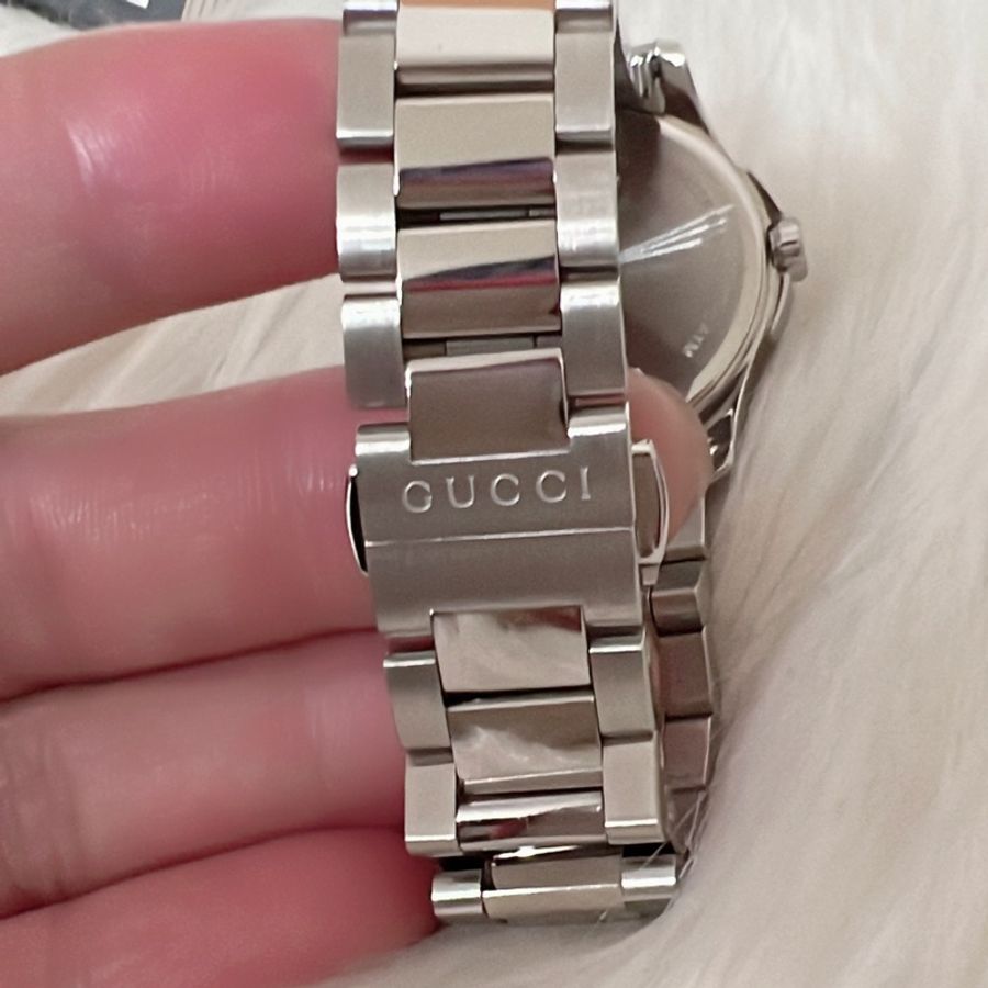 Gucci銀古銅面盤石英錶-3
