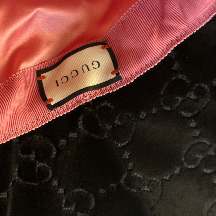 GUCCI LoGO 黑色漁夫寬延帽M號絨質-6