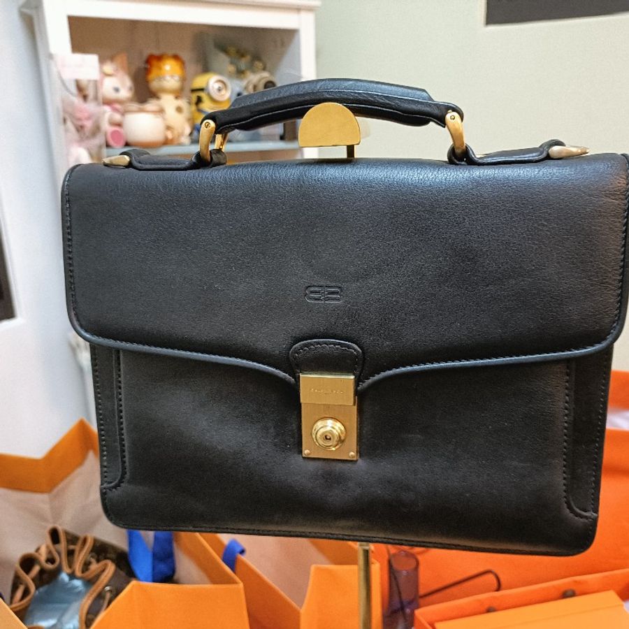 出清 BALENCIAGA 公事包-0