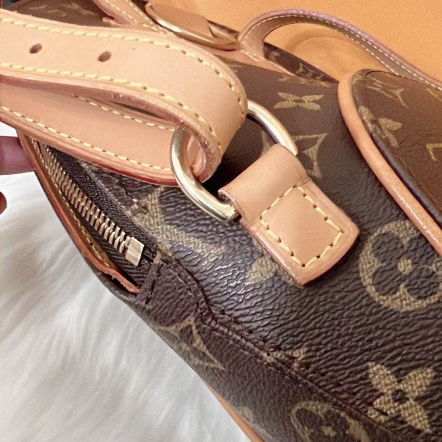 LV M51125 貝殼雙肩後背包 絕版老包值得收藏真品-9