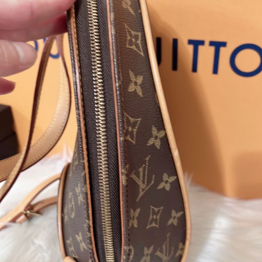 LV M51125 貝殼雙肩後背包 絕版老包值得收藏真品-15