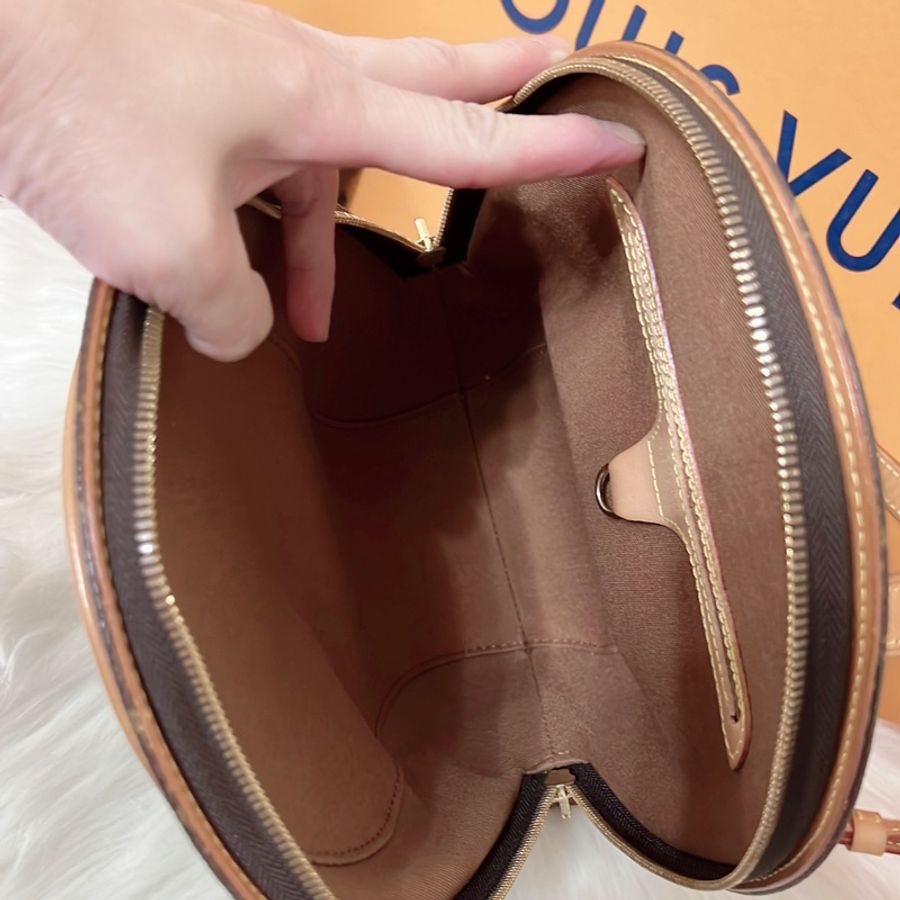 LV M51125 貝殼雙肩後背包 絕版老包值得收藏真品-19