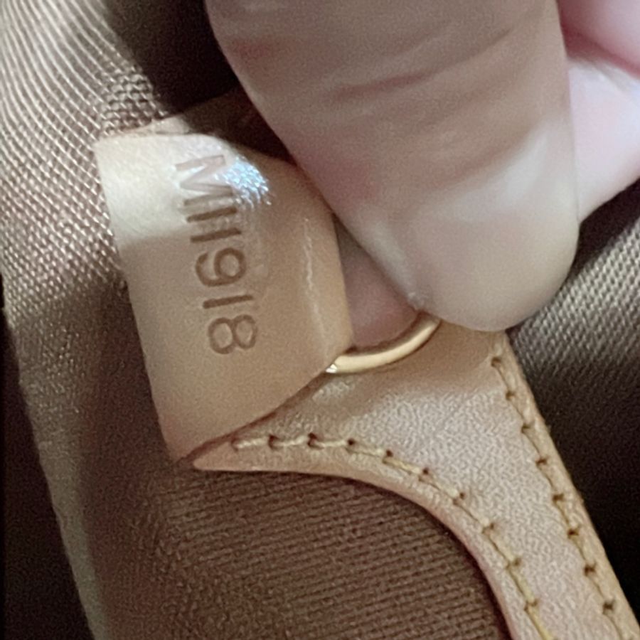 LV M51125 貝殼雙肩後背包 絕版老包值得收藏真品-21