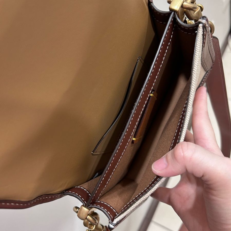 二手閒置款✨Coach Hero mini 斜背手袋 專櫃款 帆布拼焦糖皮革-11