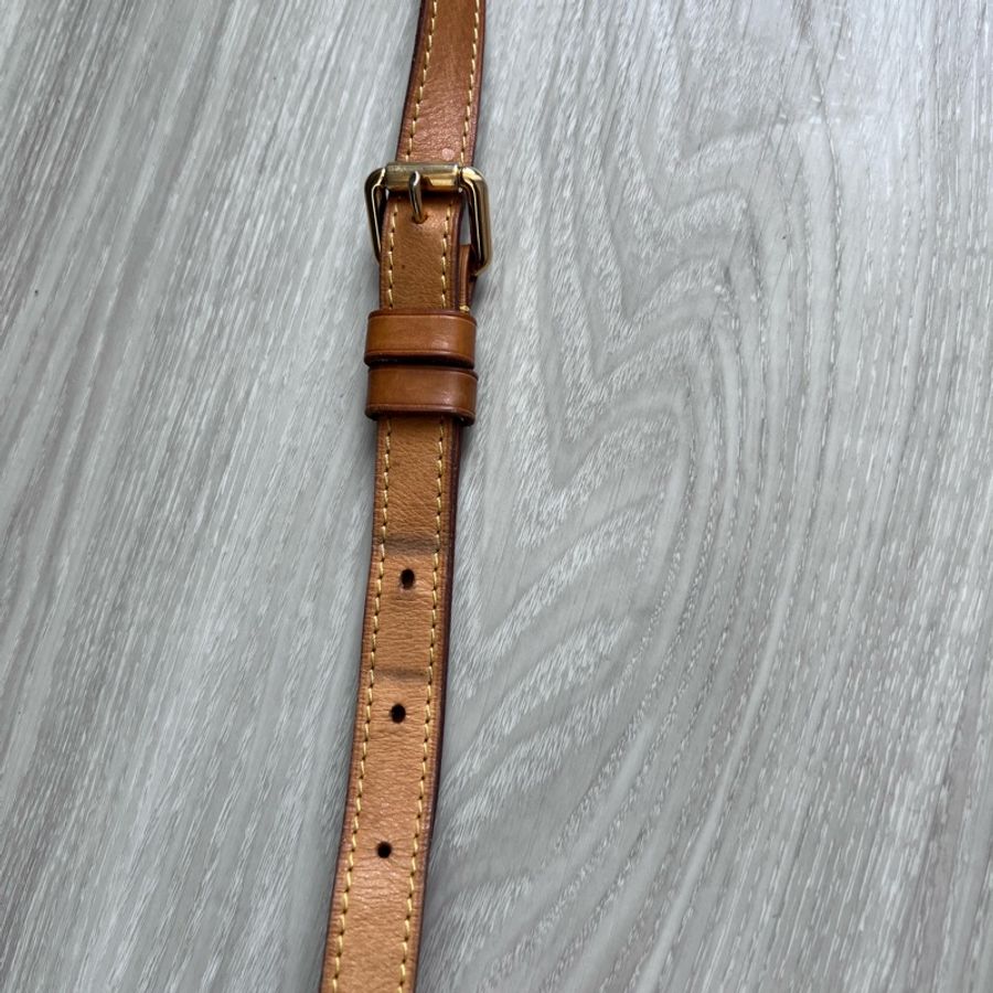 Lv 老花 古董馬鞍包 尺寸27x21cm  使用痕跡 照片都有拍出來 反映在價格上 15800 超可愛 隨便用不心疼 ❤️❤️-11