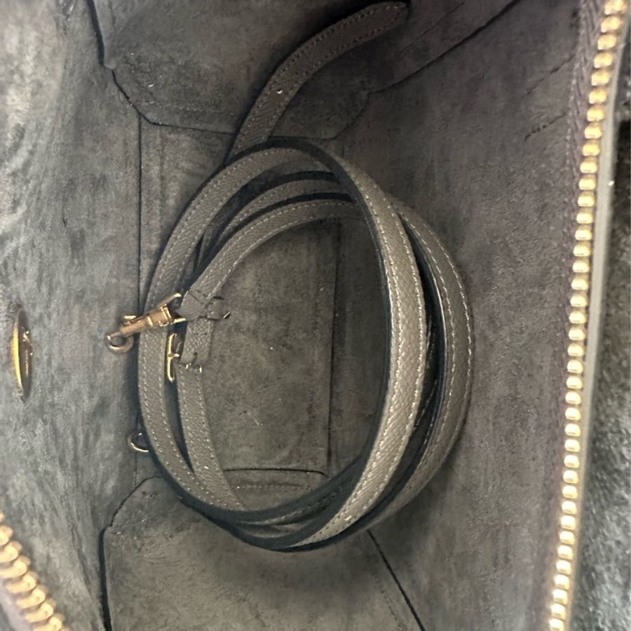 Celine Nano Belt Grey 灰色鯰魚包 (壓紋珠地小牛皮Grained calfskin)-4