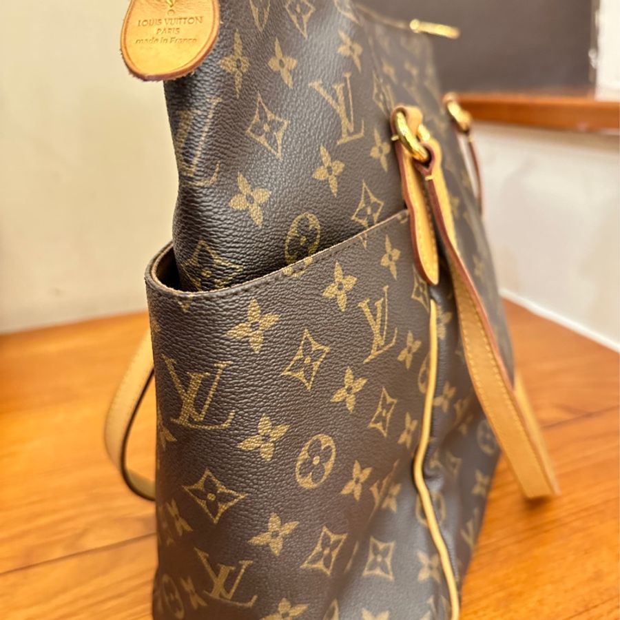 LV 花紋雙口袋肩背包-3