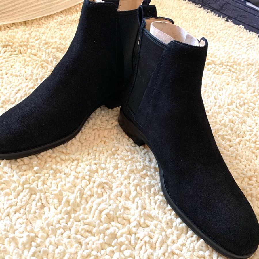 【二手私物】全新無傷 真皮 切爾西靴 Chelsea Boots 黒 短靴 皮靴 36-1