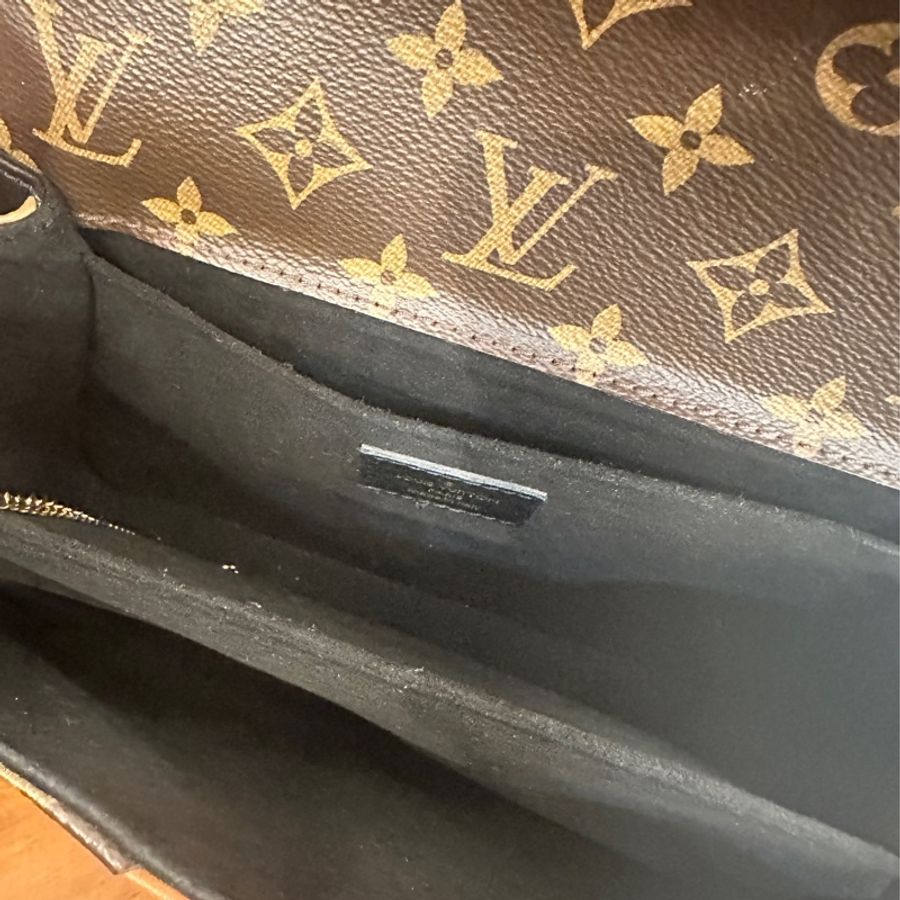 LV 雙花紋黑咖拼色郵差包-10