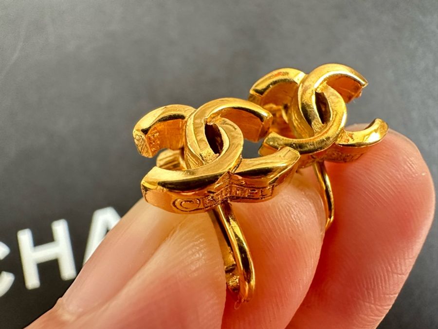 Chanel Vintage CC Logo 24k Gold Clip on Earrings 耳夾-1