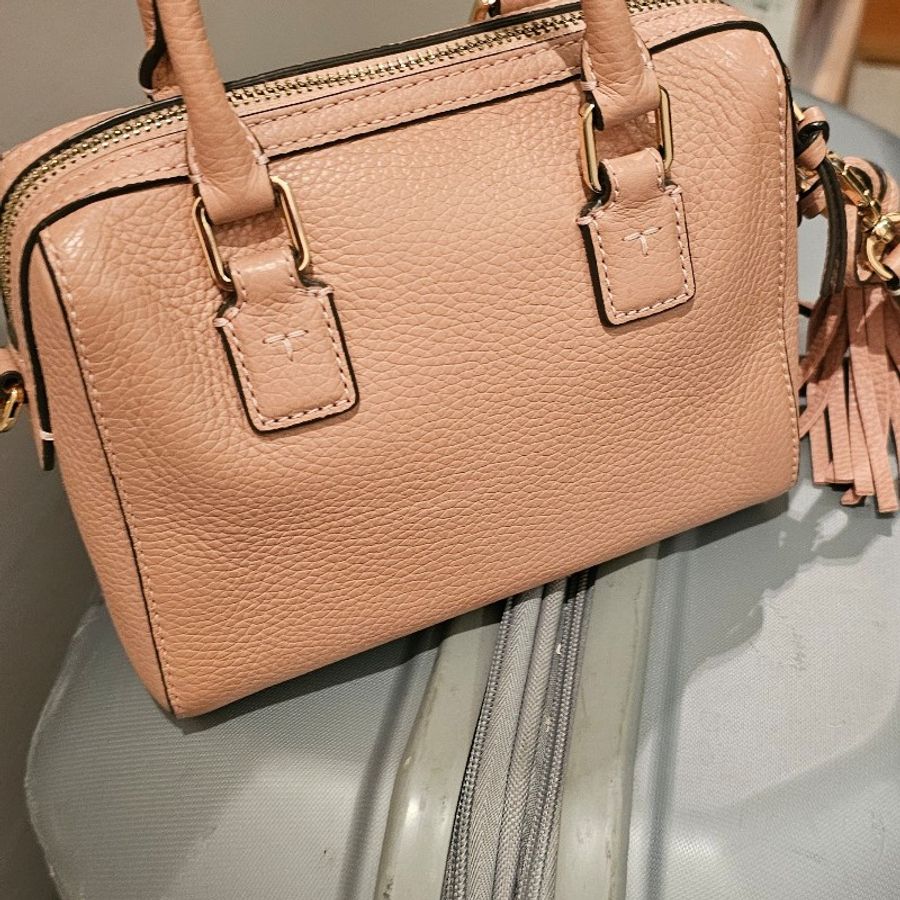 tory burch (近新)粉膚色流蘇斜肩手提包 2024 pastel色調-6