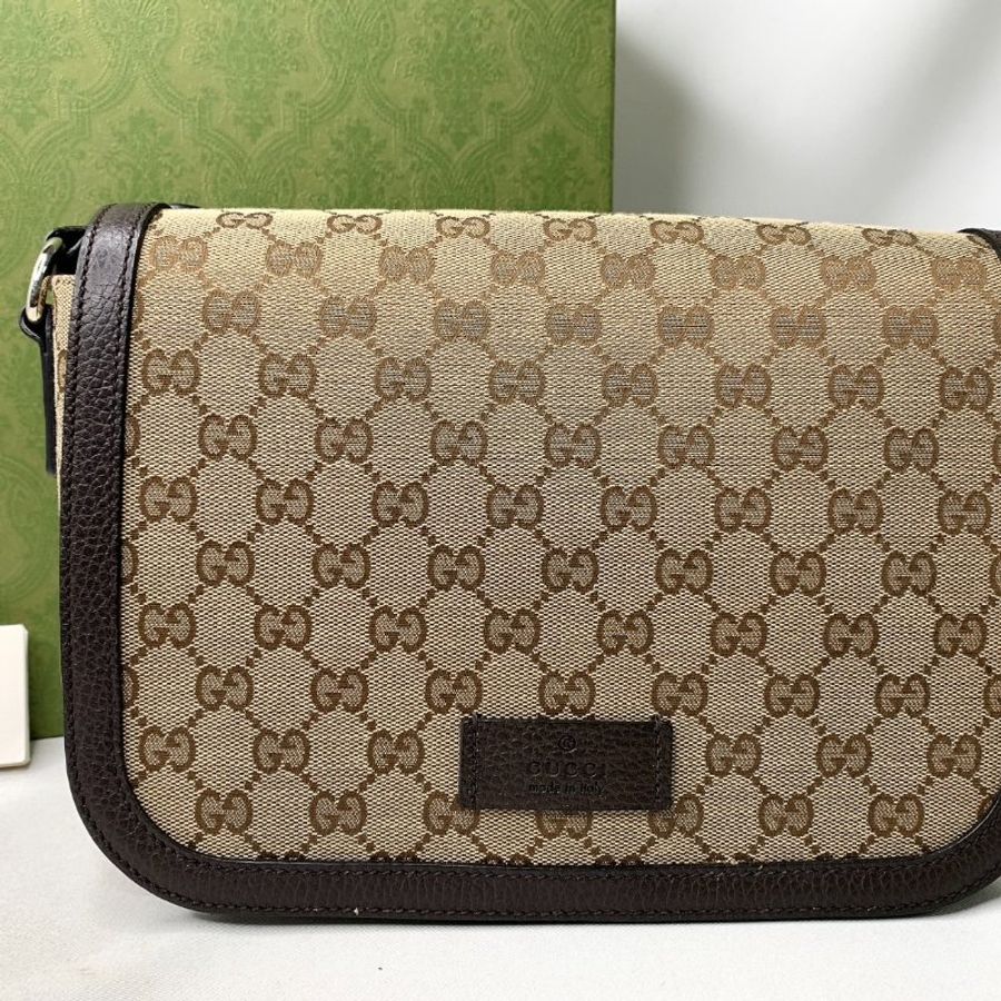 GUCCI 全新雙G帆布翻蓋側背包-1