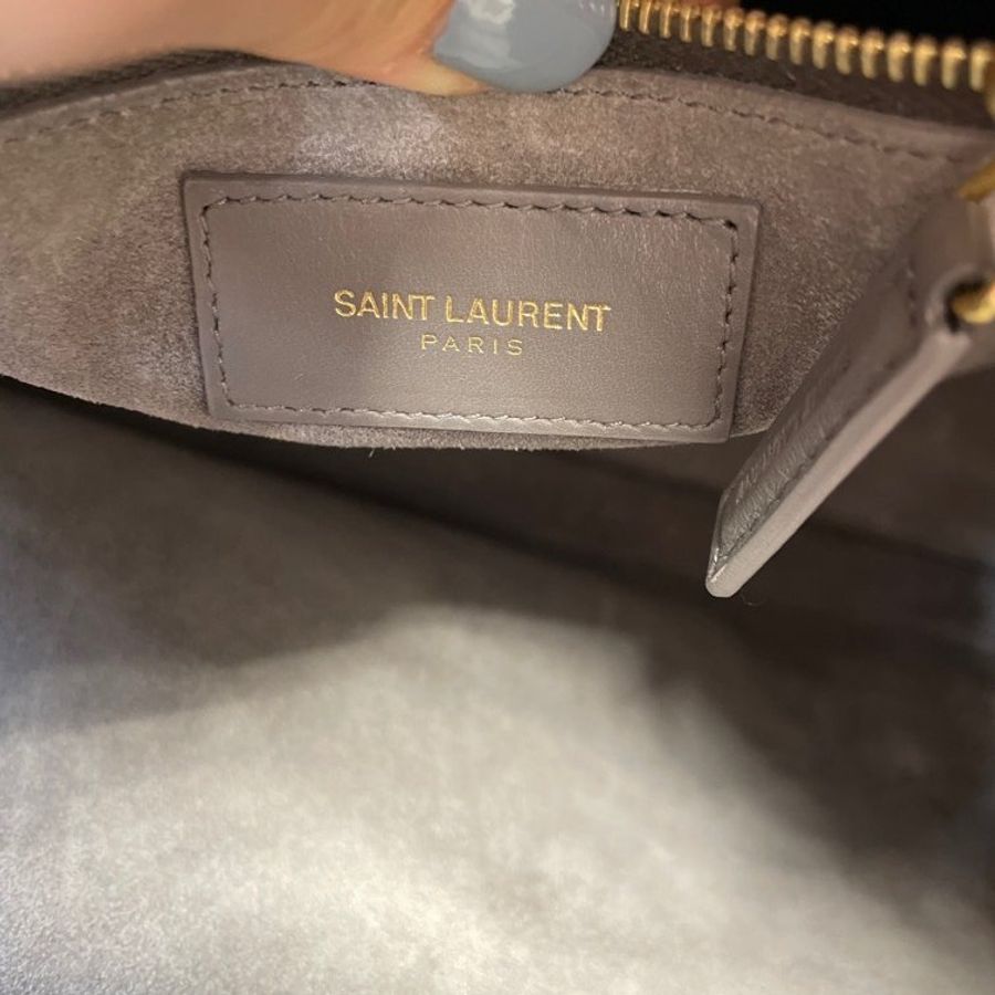 Saint Laurent Sac De Jour-9