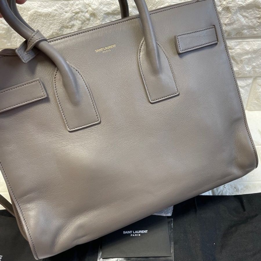 Saint Laurent Sac De Jour-12