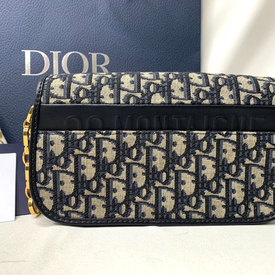 DIOR 30 Montaigne Avenue法棍包-1